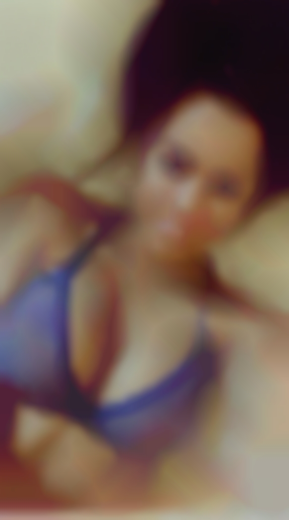 Light skinned women chicanas naked from Crestview.